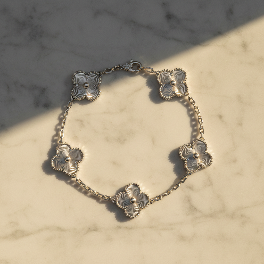 Natural sunlight jewelry photograph with warm reflections